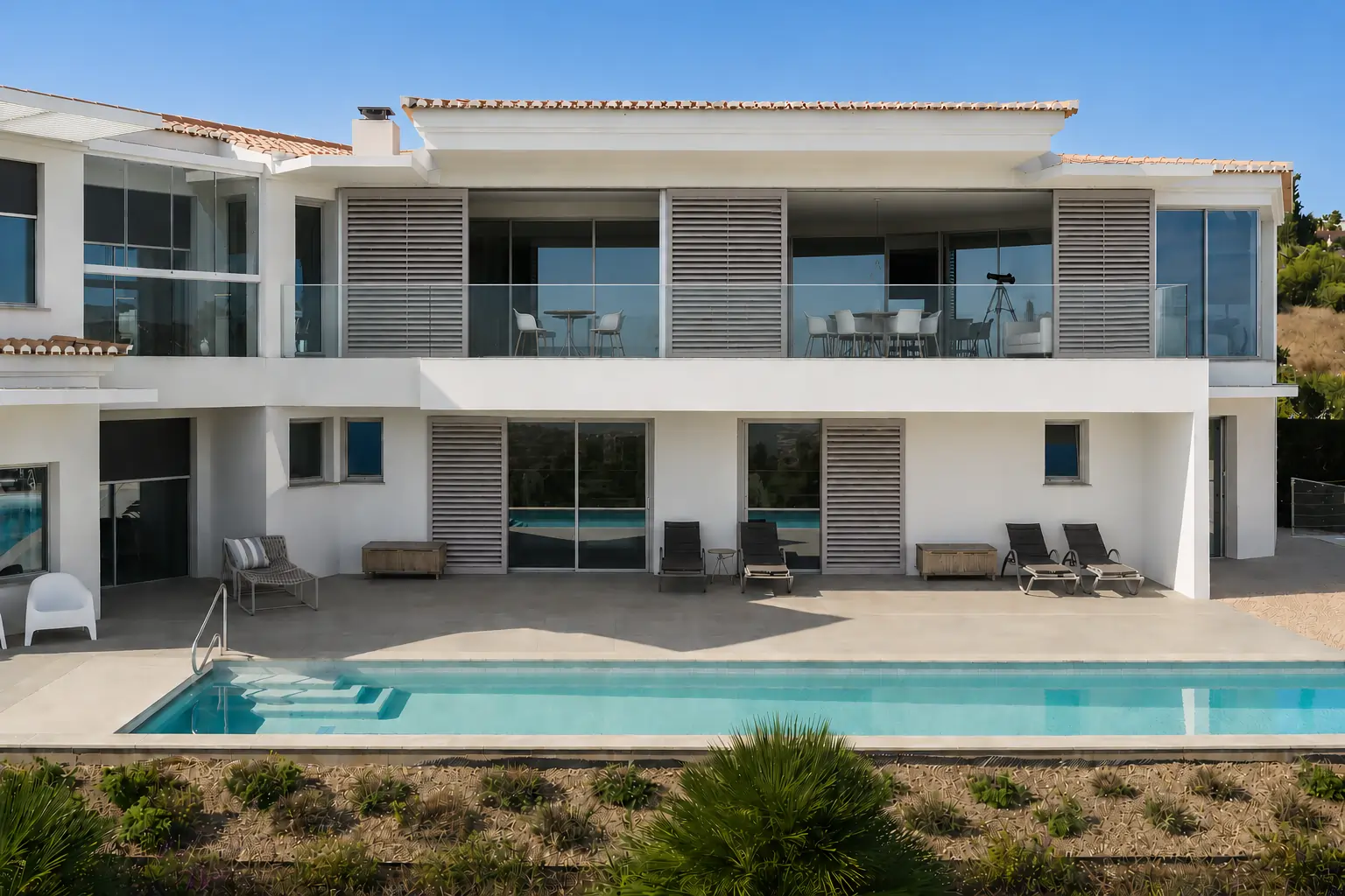 volets coulissants extérieurs - Façades architecturales modernes